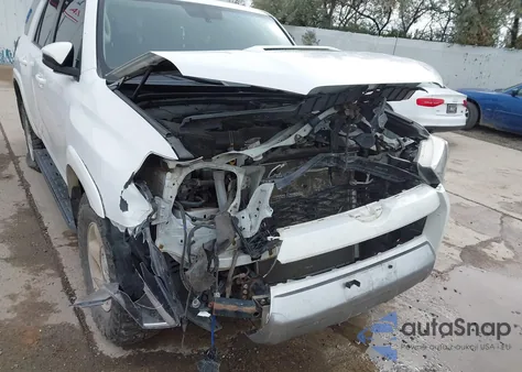 2016 Toyota 4Runner Sr5 z USA, uszkodzony, nr VIN JTEBU5JR6G5293645